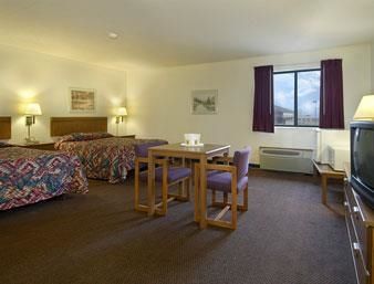 Super 8 By Wyndham Smithville Lake Номер фото